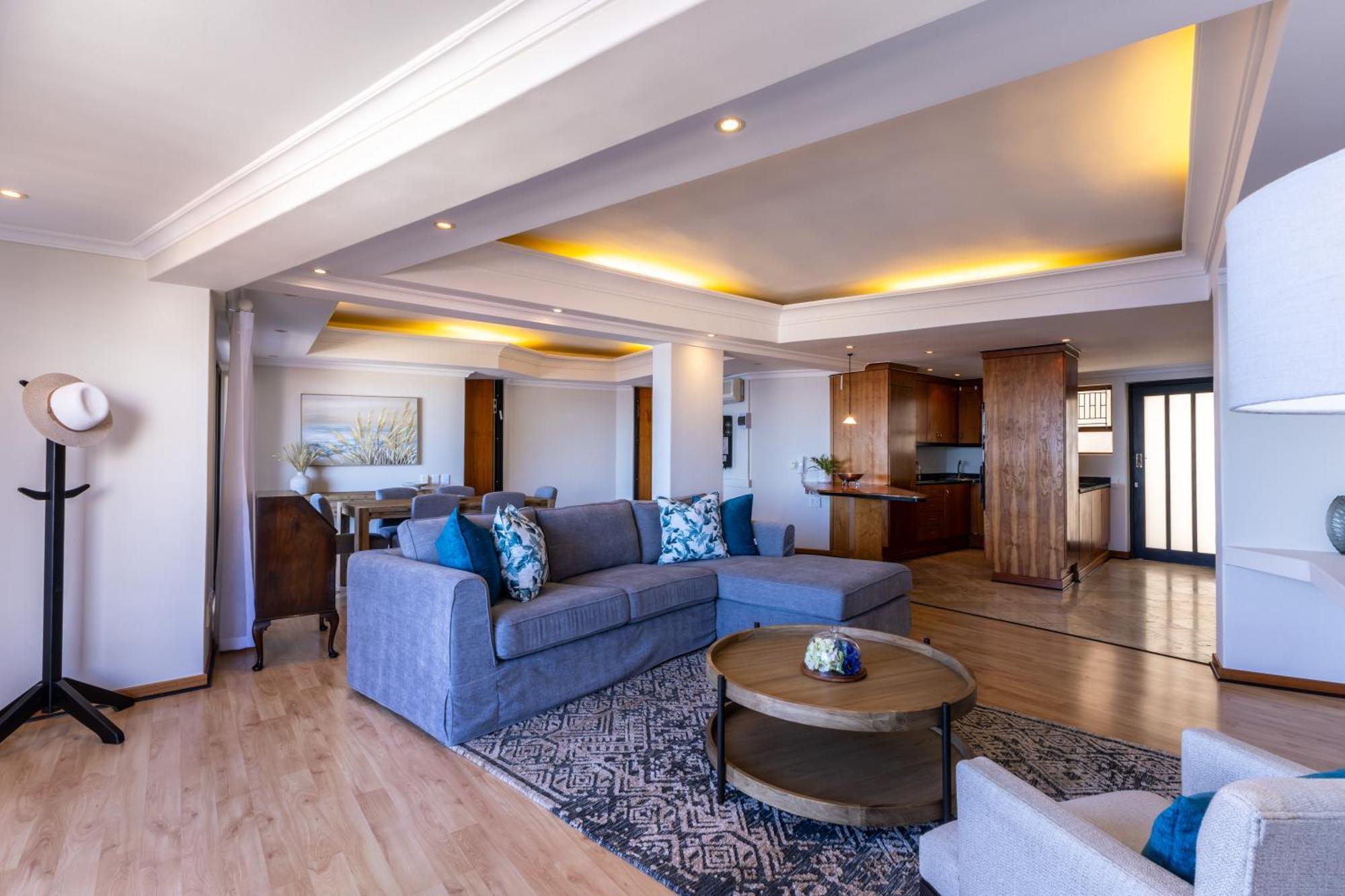 Ocean Sunset Bliss - On Beachfront Apartment Cape Town
